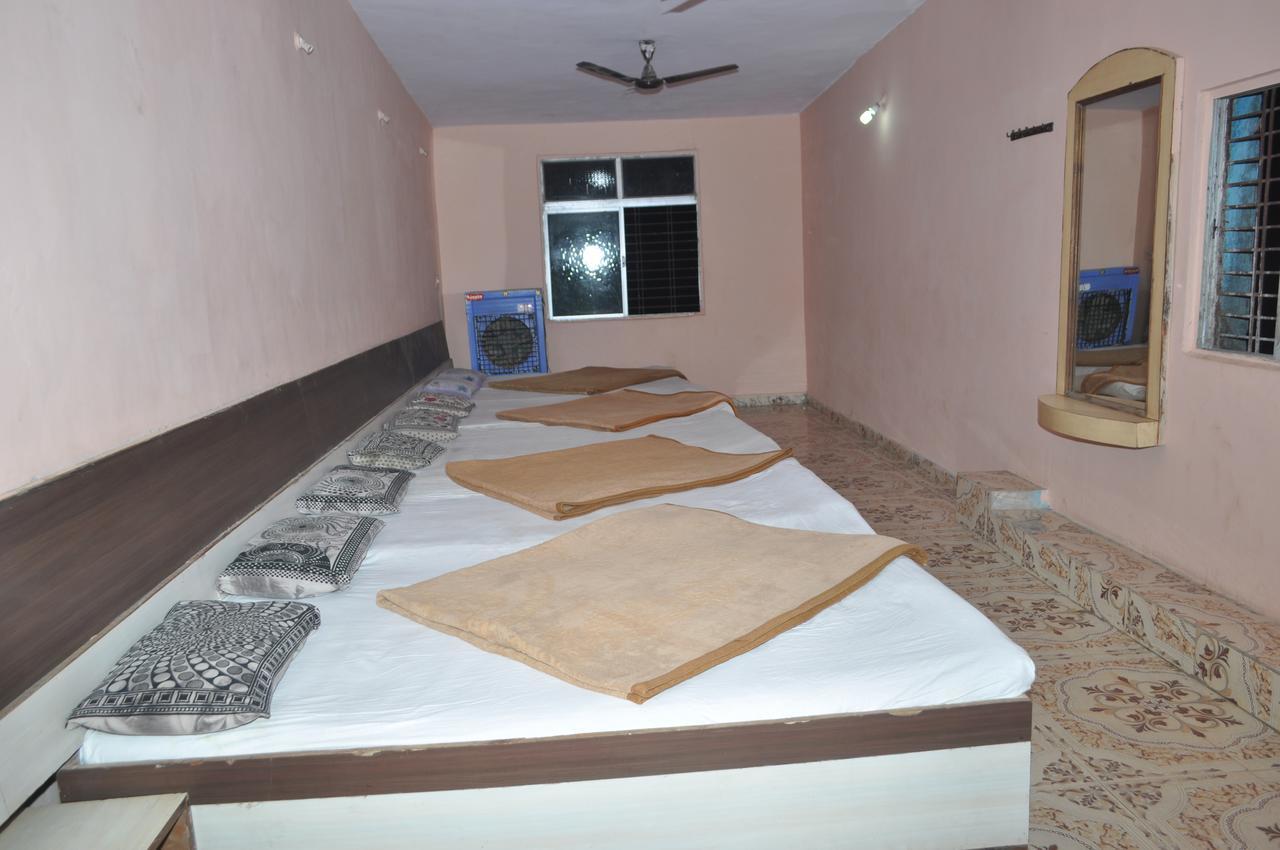 Hotel Parikalp Pachmarhi ภายนอก รูปภาพ